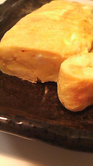 ジュワ~っとジューシーな、だし巻き卵