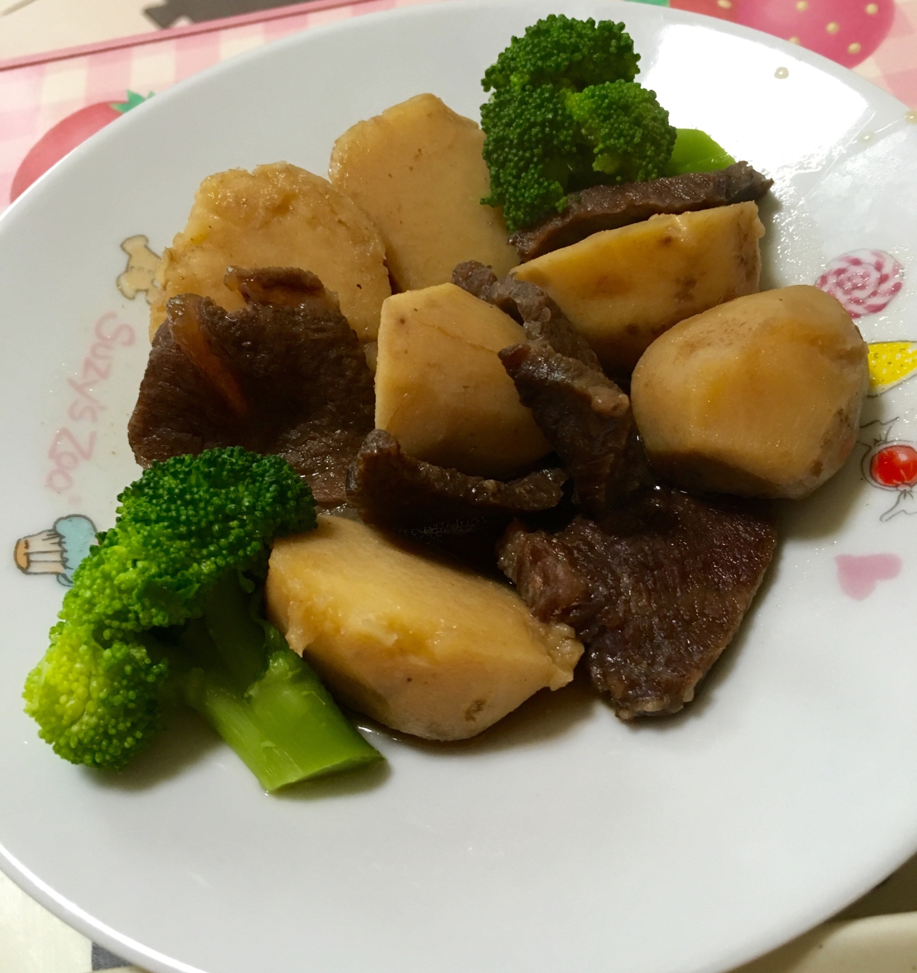 里芋とお肉の煮物