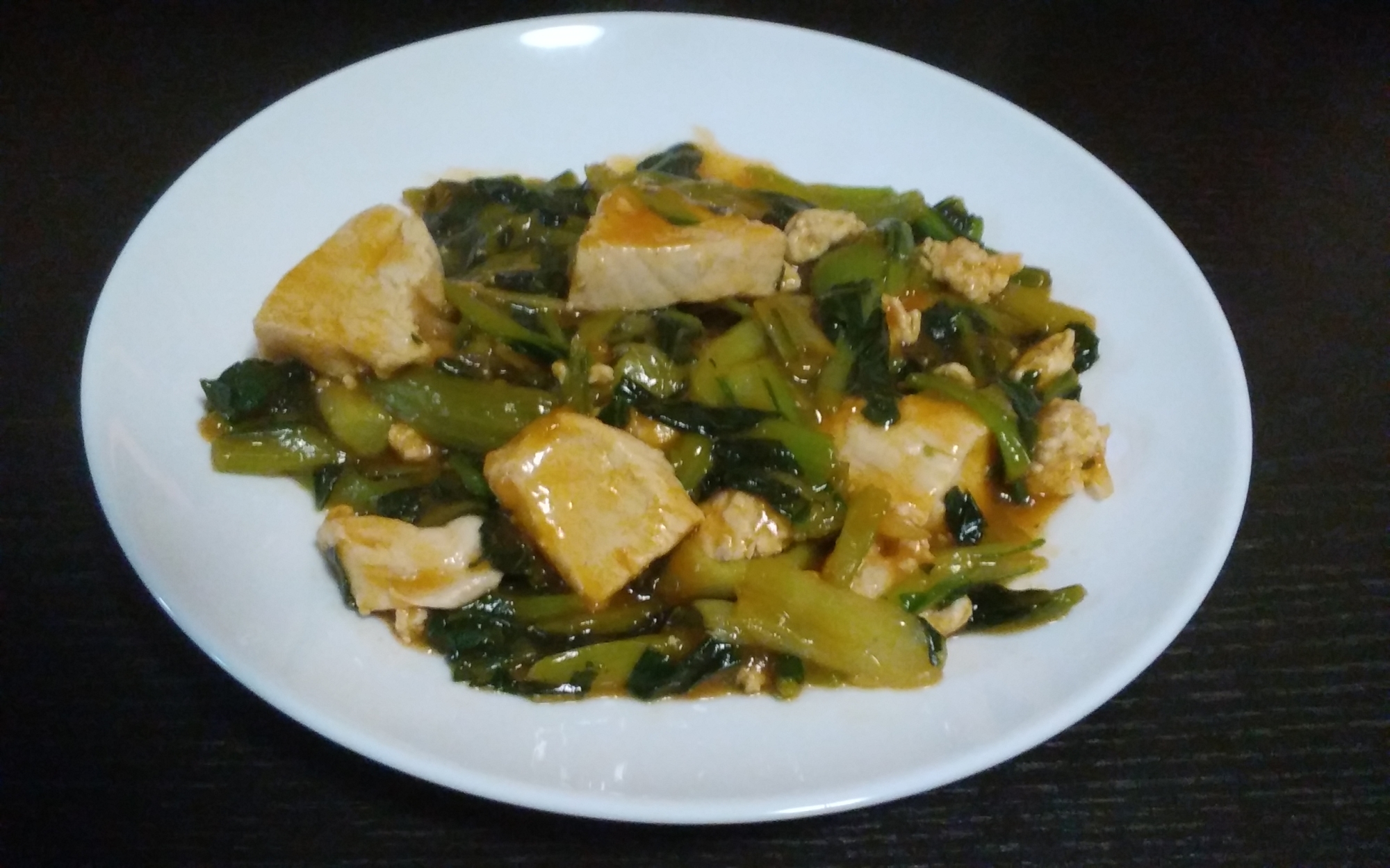 鶏むね肉と小松菜のピリ辛炒め