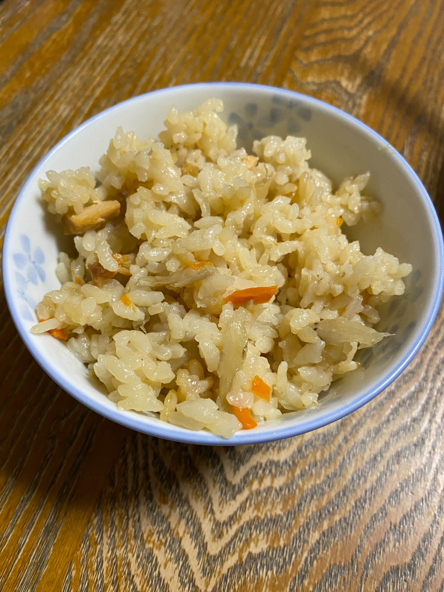 豊潤な香りと旨味が詰まった日本酒炊き込みご飯