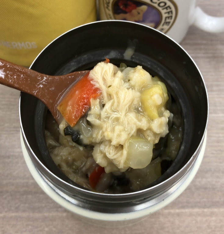 ヤマブシタケと夏野菜の中華ポタージュ　オートミール