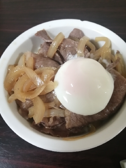 温泉卵をのせていただきました。美味しかったです！