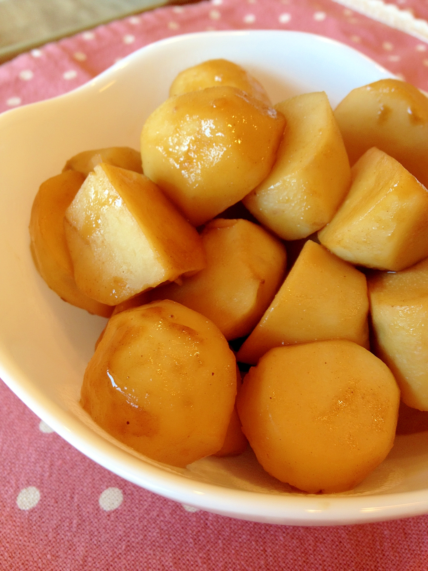 昔ながらの*里芋の煮っころがし