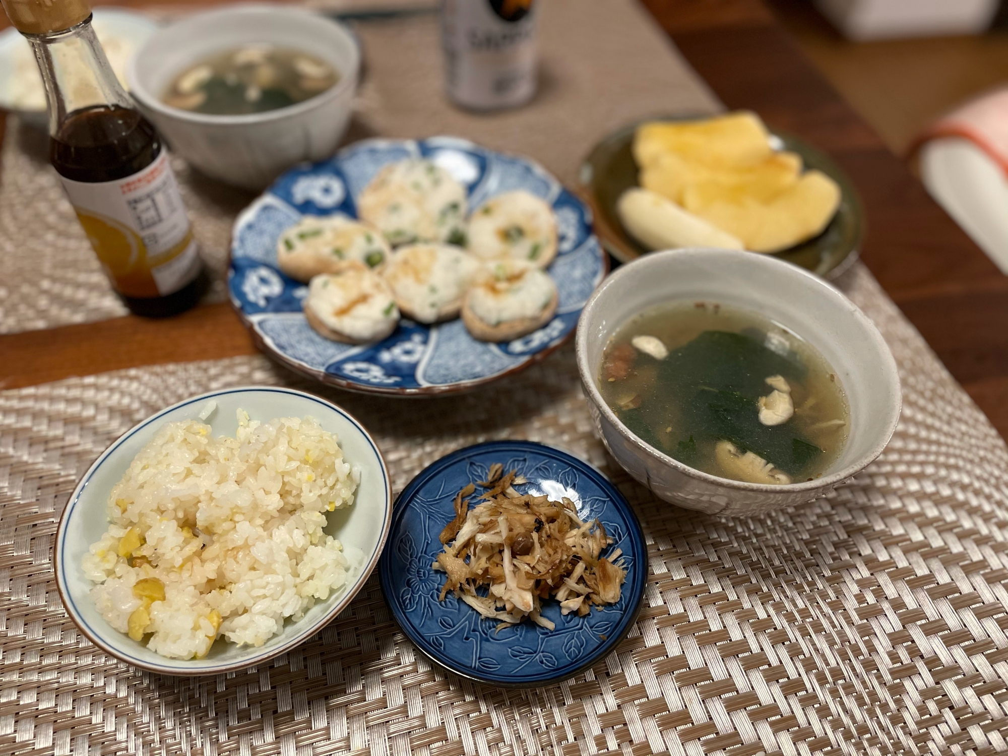 椎茸としじみの出汁スープ　中華風
