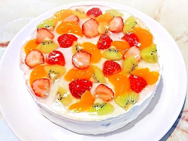 夏におすすめ!フルーツたっぷりのゼリー寄せケーキ♪
