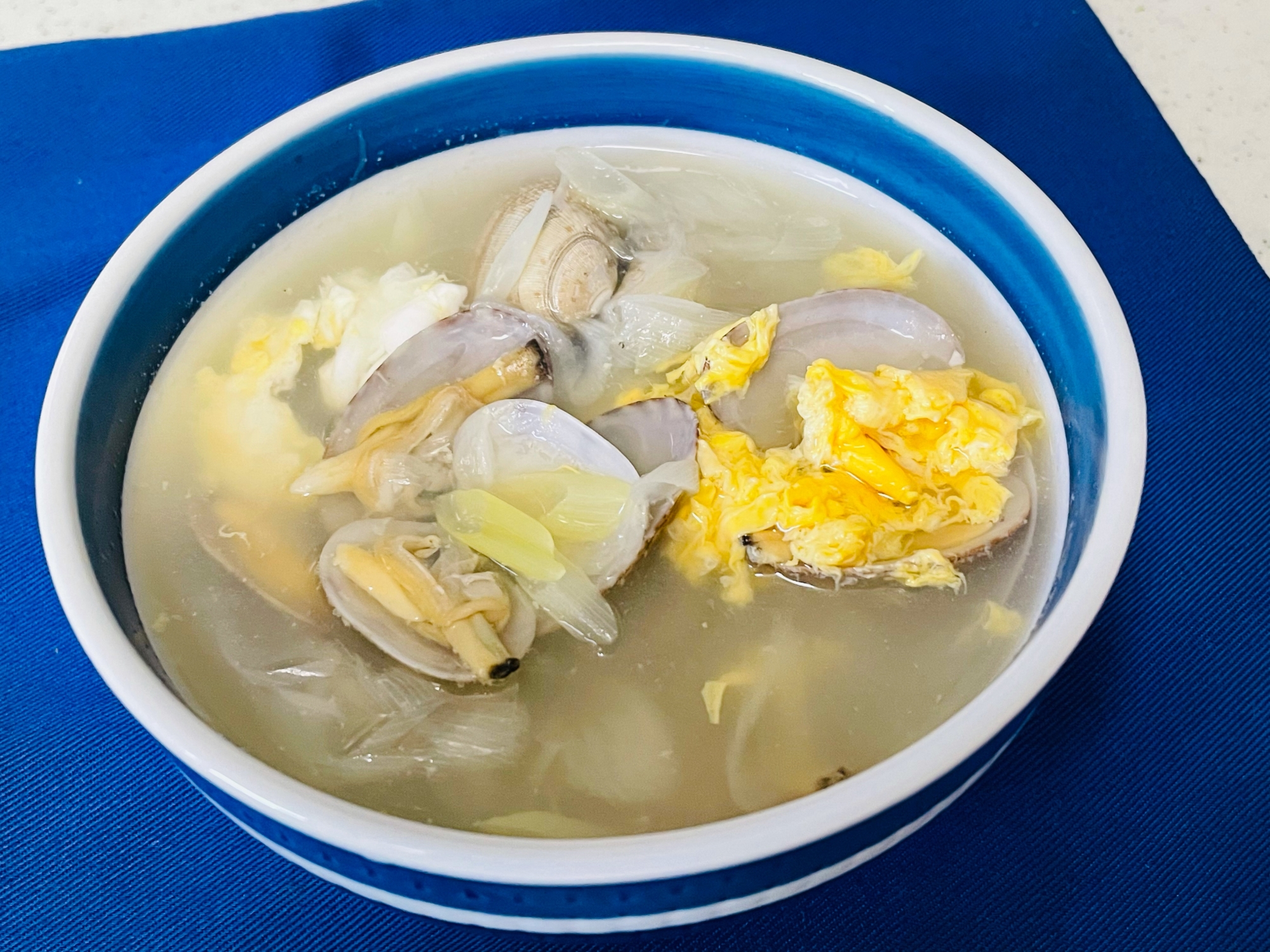 あさりとネギの中華風スープ