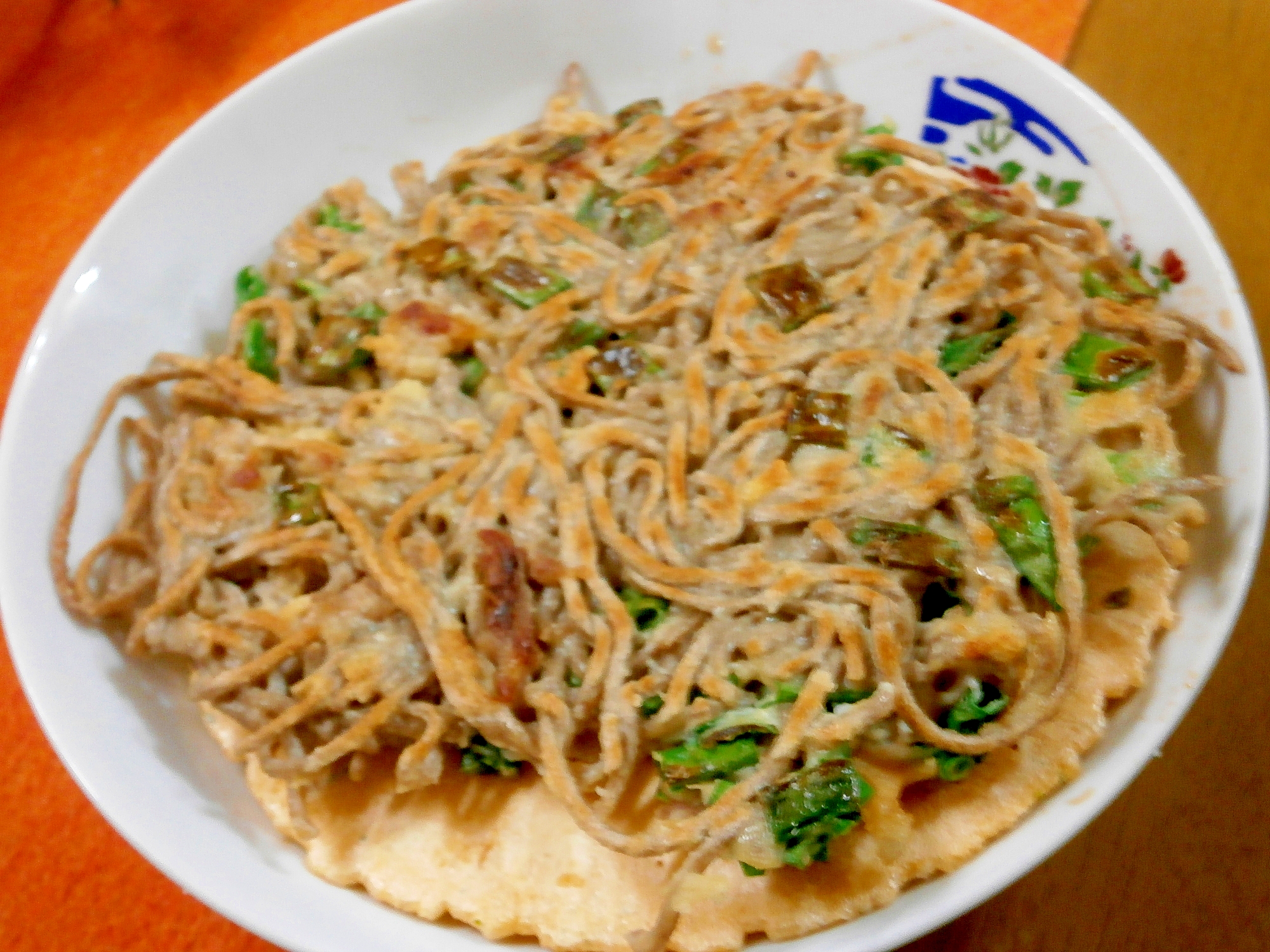 焼き蕎麦せんべい