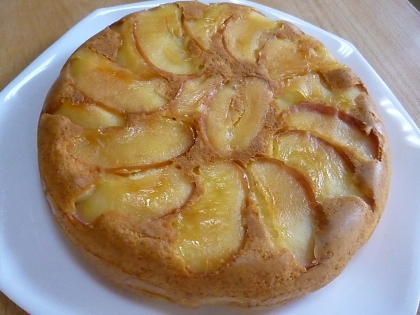 炊飯器でケーキが作れるなんてほんと感激でした！思った以上に簡単で美味しかったです♪素敵なレシピをどうも有難うございました^^