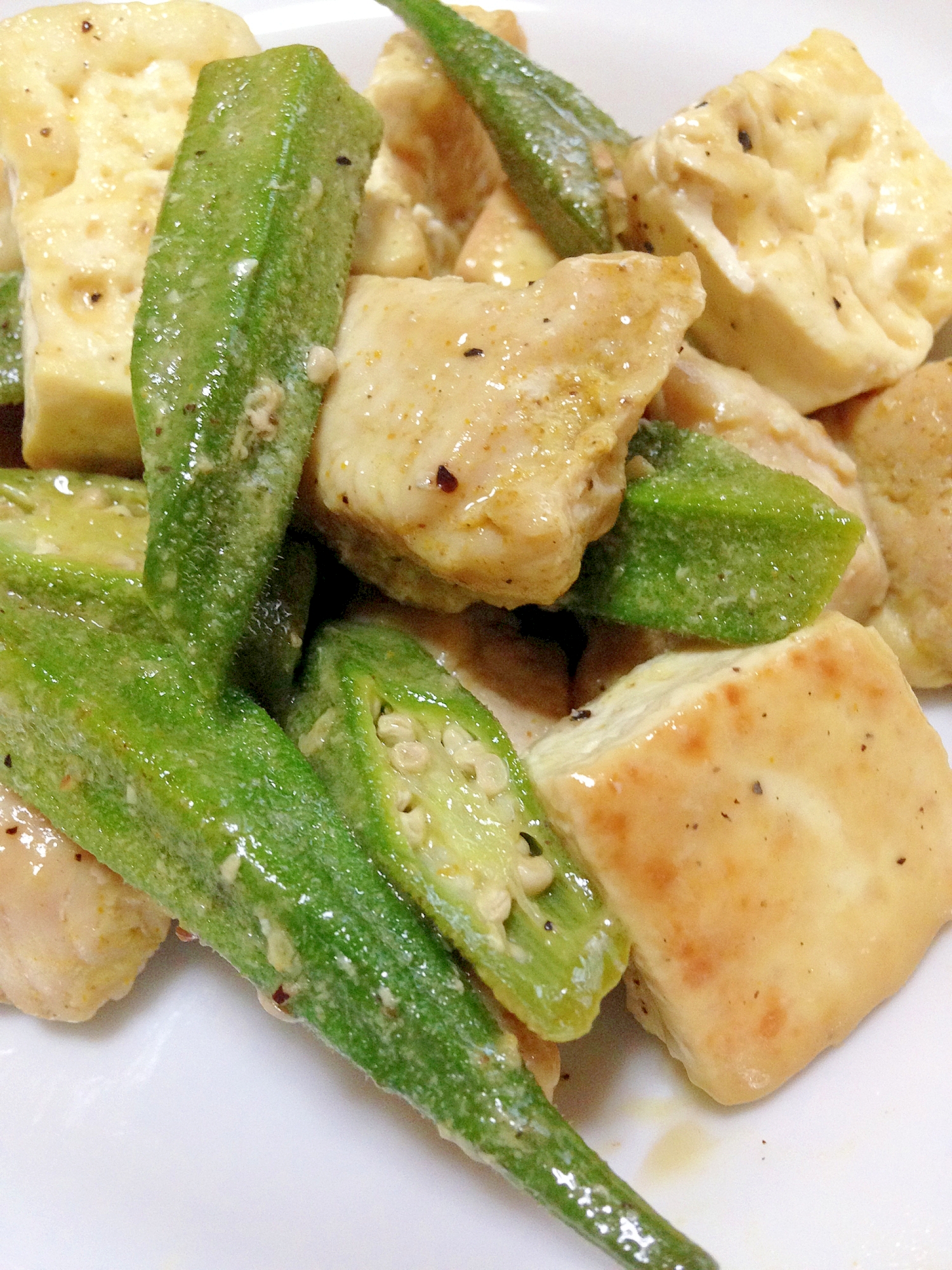 カレー風味が美味◎鶏と野菜のカレー炒め