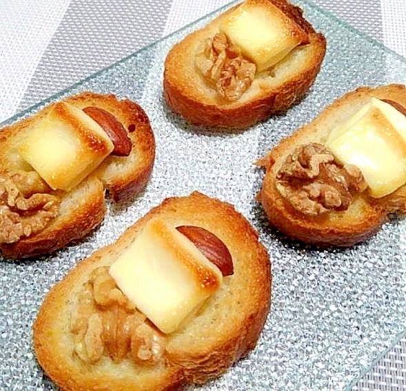 お洒落で美味なフランスパン 焼きホワイトチョナッツ レシピ 作り方 By かんたんれぴこ 楽天レシピ