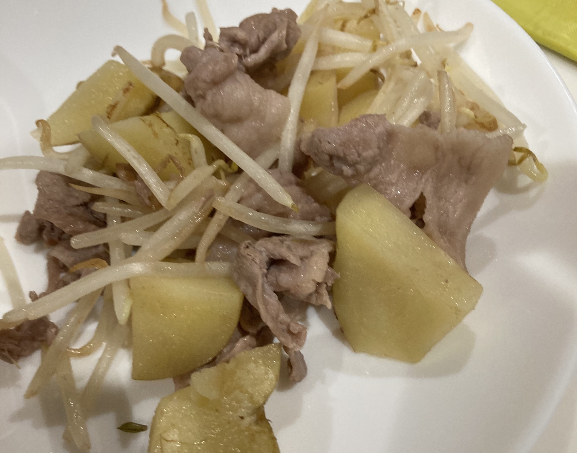 にんにくでじゃが豚炒め