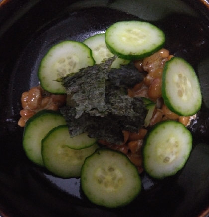 きゅうりと海苔の納豆ご飯