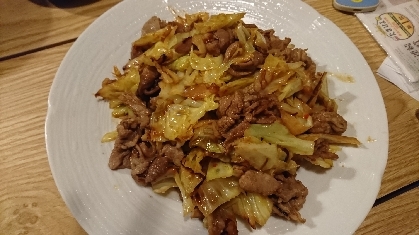 ラム肉とキャベツのスパイシー炒め