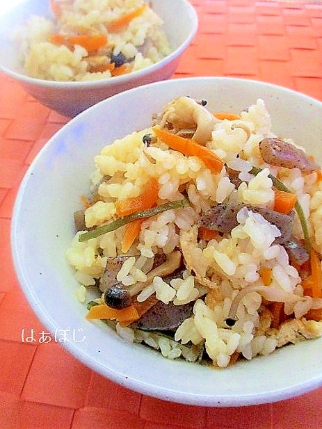 めんつゆで簡単 具沢山な炊き込みご飯 レシピ 作り方 By はぁぽじ 楽天レシピ めんつゆで簡単 具沢山な炊き込みご飯 レシピ 作り方 By はぁぽじ 楽天レシピ