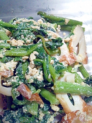 つぼみ菜とちくわの炒め物