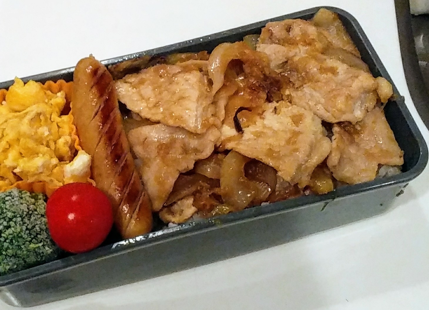 簡単!豚の生姜焼き弁当♡