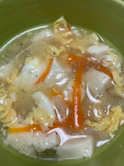 簡単で美味！玉ねぎとにんじんと豆腐の卵中華スープ