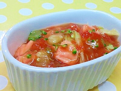 【離乳食】角切りサーモン＆ブロッコリーのトマト煮