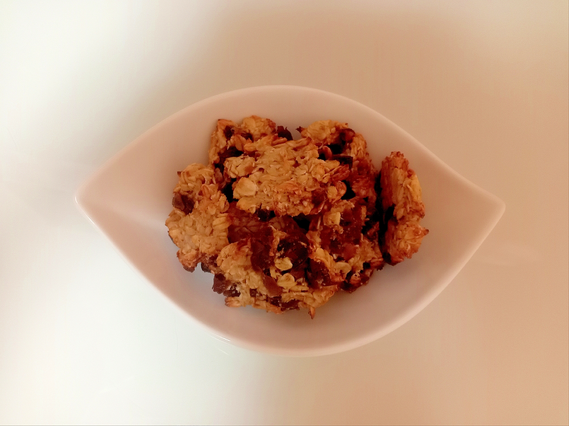 グルテンフリー！オートミールとデーツのクッキー