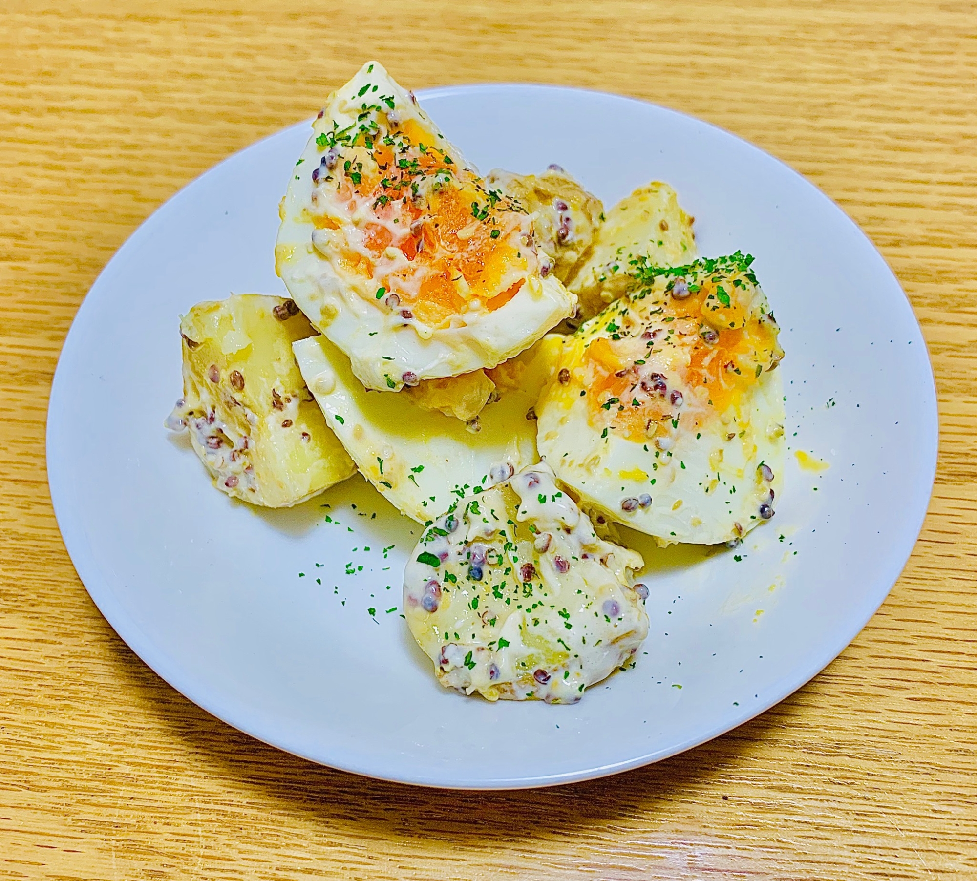 半熟卵とポテトのマヨマスタード