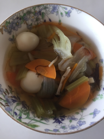 野菜ともずくの中華スープ