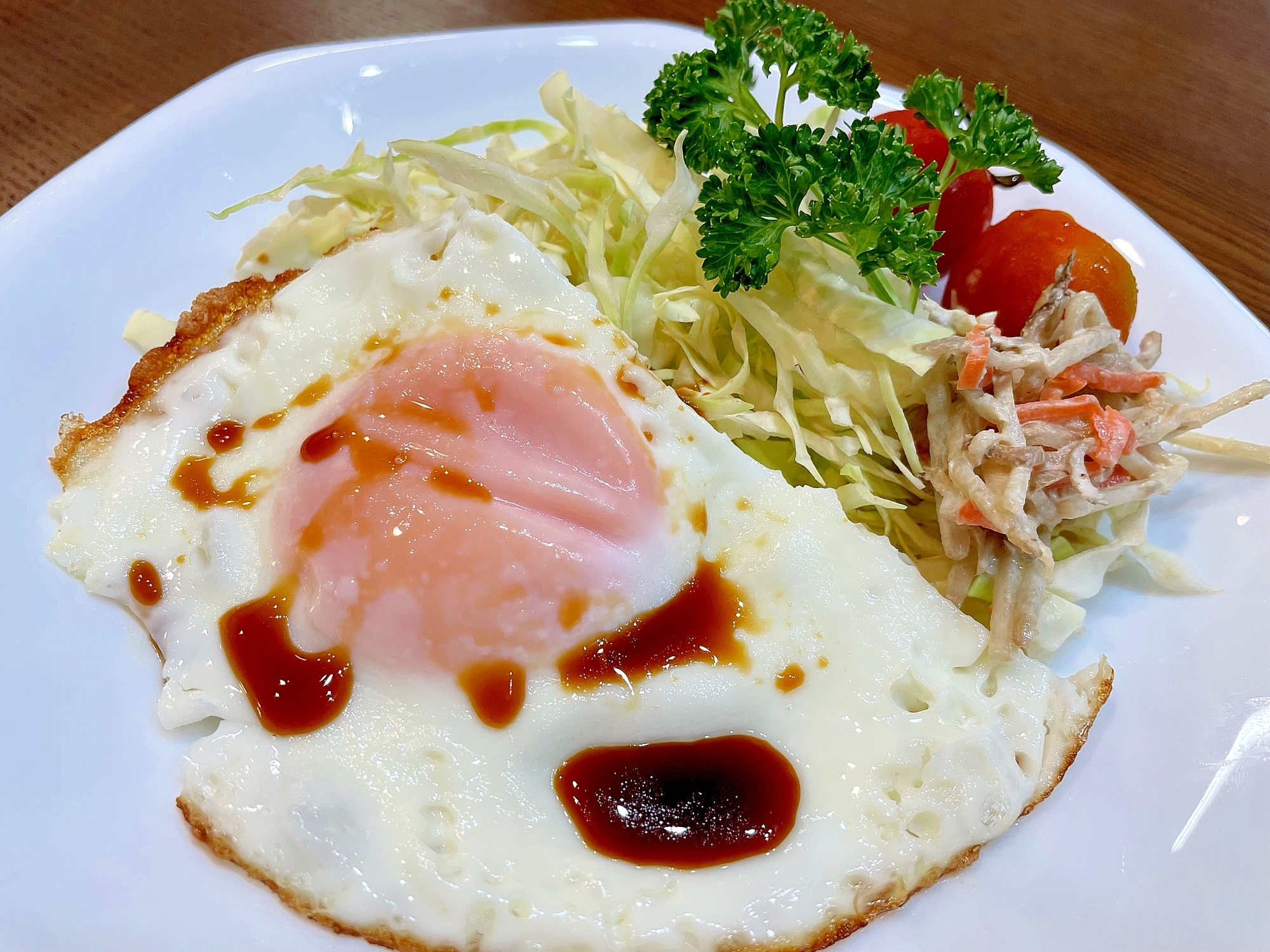 朝食に目玉焼き