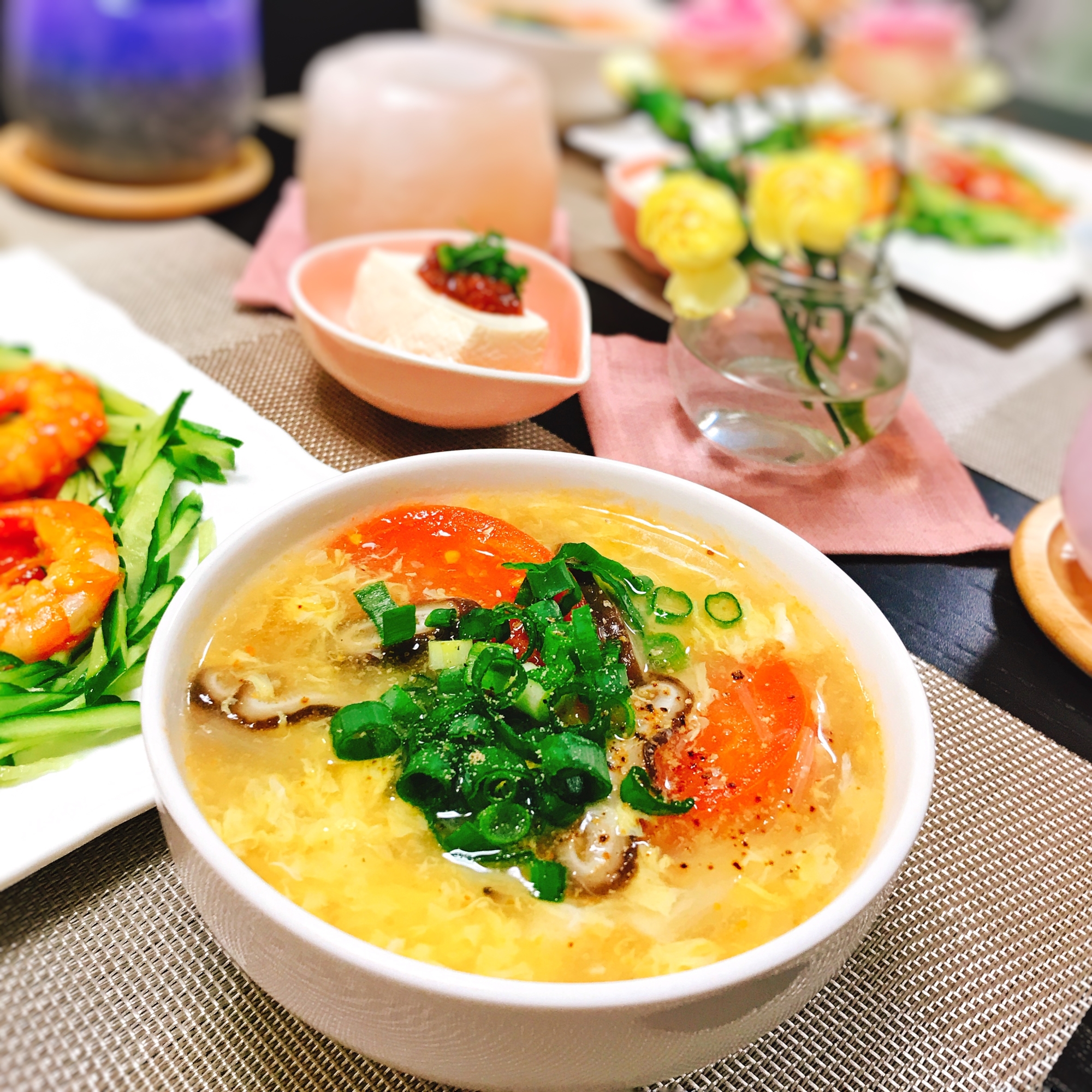 フワフワ♡玉子とトマトの中華スープ