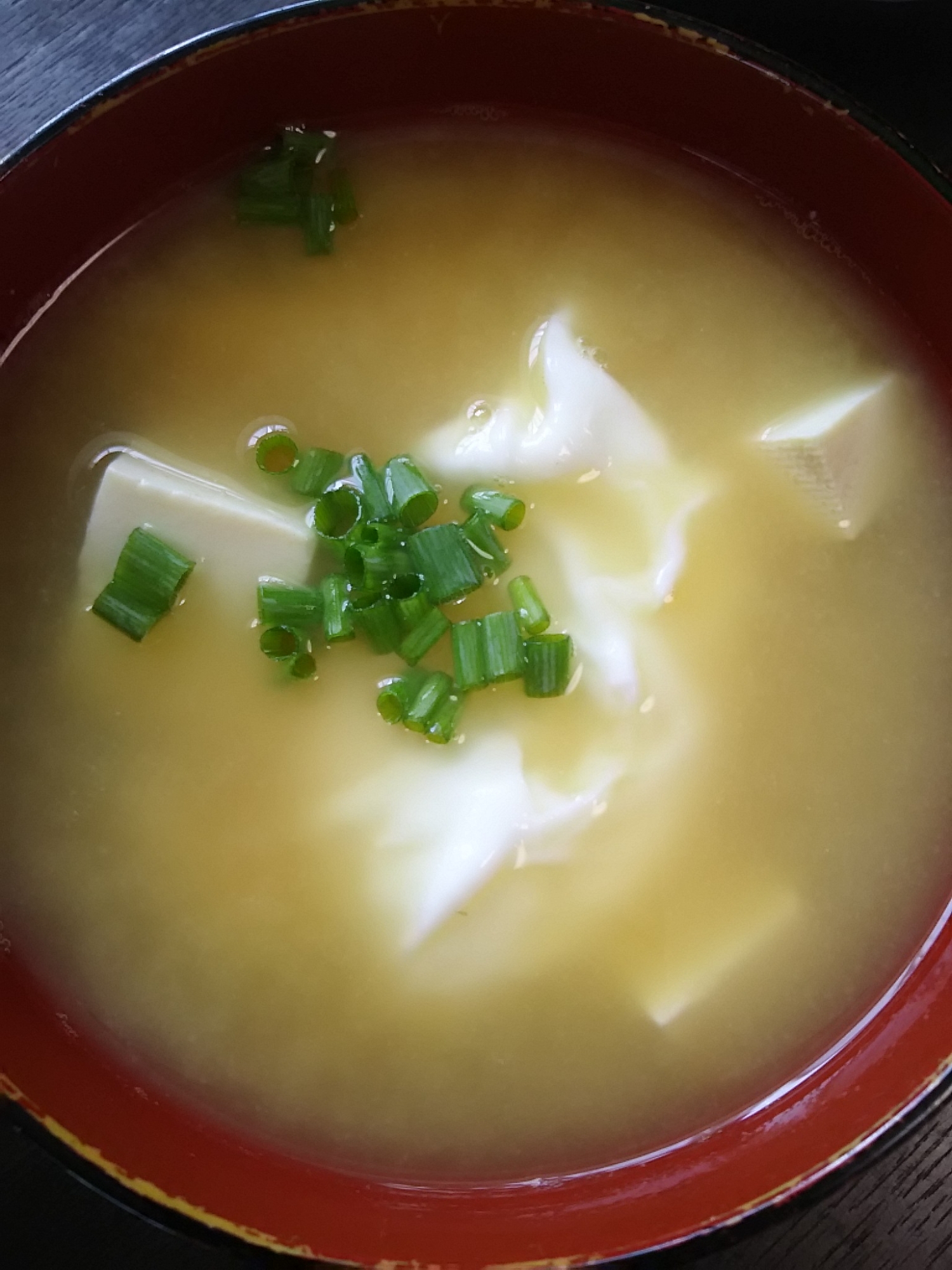 半熟卵と豆腐のお味噌汁(^^)