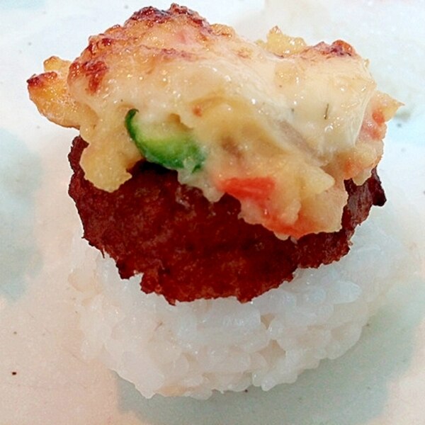 ミニハンバーグとポテトサラダの焼おにぎり レシピ 作り方 By ぷ みぃまま 楽天レシピ ミニハンバーグとポテトサラダの焼おにぎり レシピ 作り方 By ぷ みぃまま 楽天レシピ
