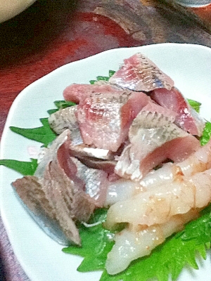 お酢de臭み消し うるめイワシのサッパリ刺し レシピ 作り方 By とりあえず乾杯 楽天レシピ お酢de臭み消し うるめイワシのサッパリ刺し レシピ 作り方 By とりあえず乾杯 楽天レシピ