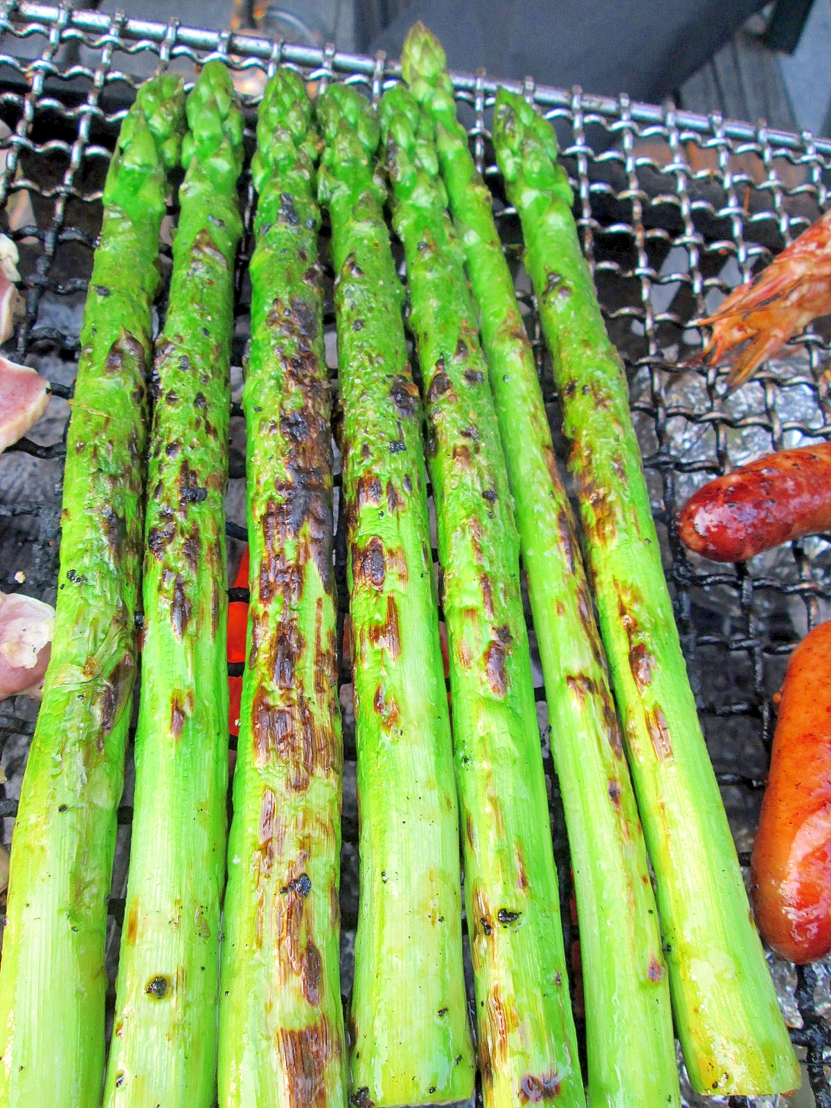 ＢＢＱに☆アスパラガスの丸々焼き