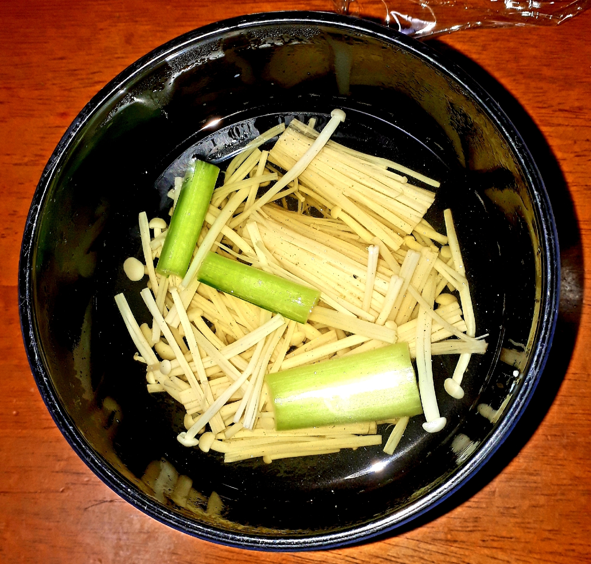 えのきと小松菜のお吸い物