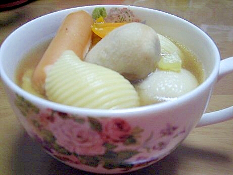 里芋・ウインナー・マカロニのスープ