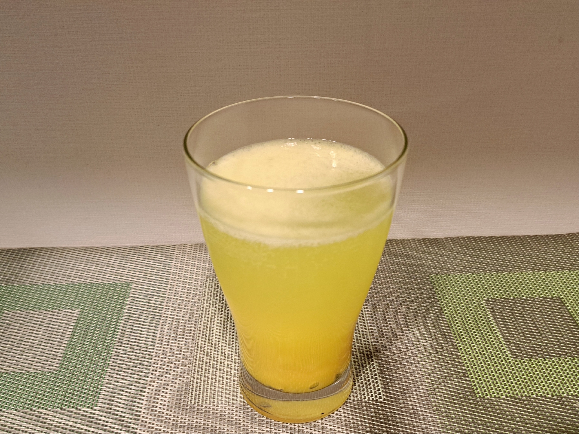 缶詰で簡単！ソーダ マンゴージュース