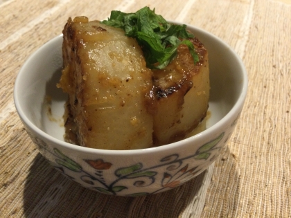 美味しい‼️
バターとお味噌って合うんですね。
自分の発想にはない組合せでした。