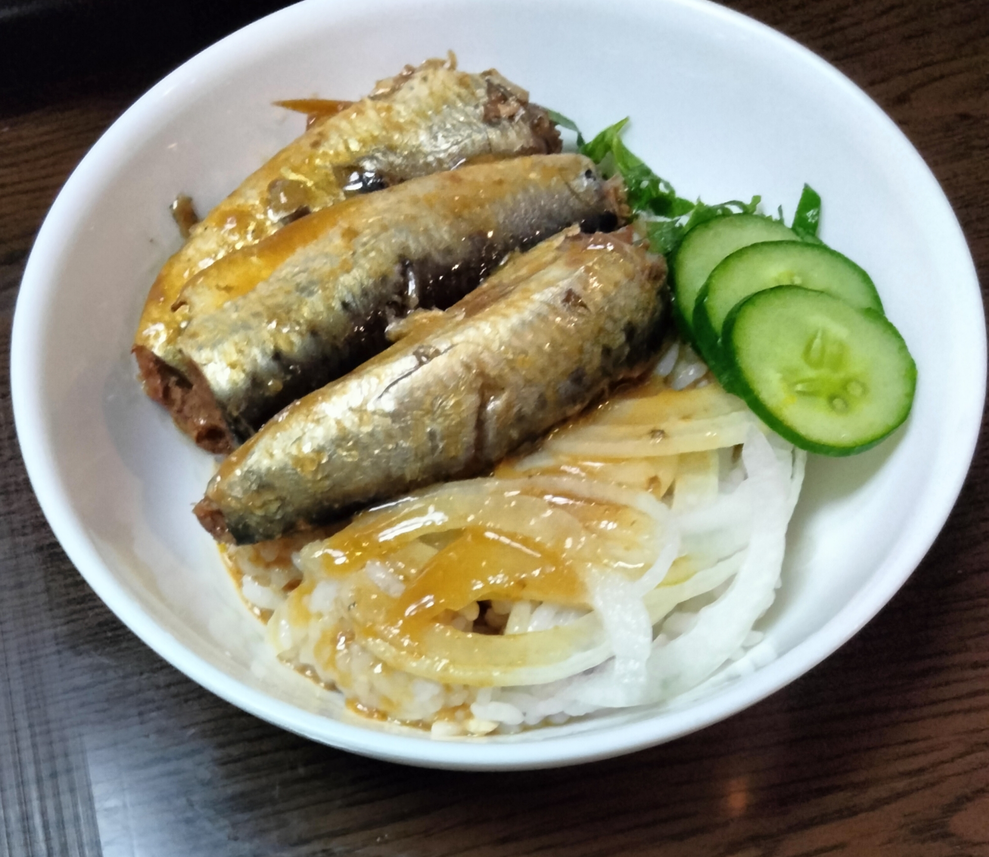 いわしのみそ煮缶で簡単丼