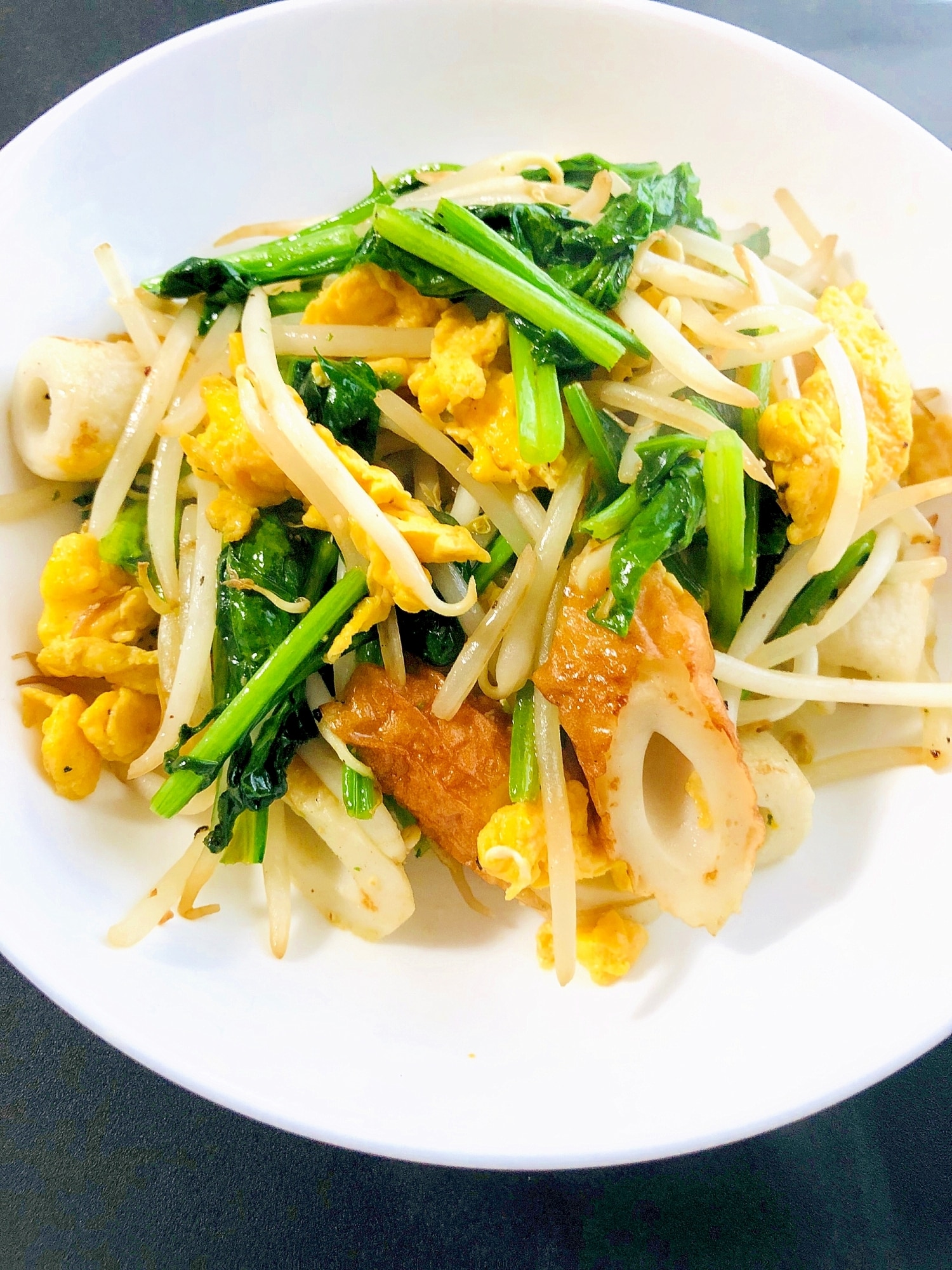 ちくわと野菜と卵炒め！ガーリック風味 レシピ・作り方 by hamupi-ti