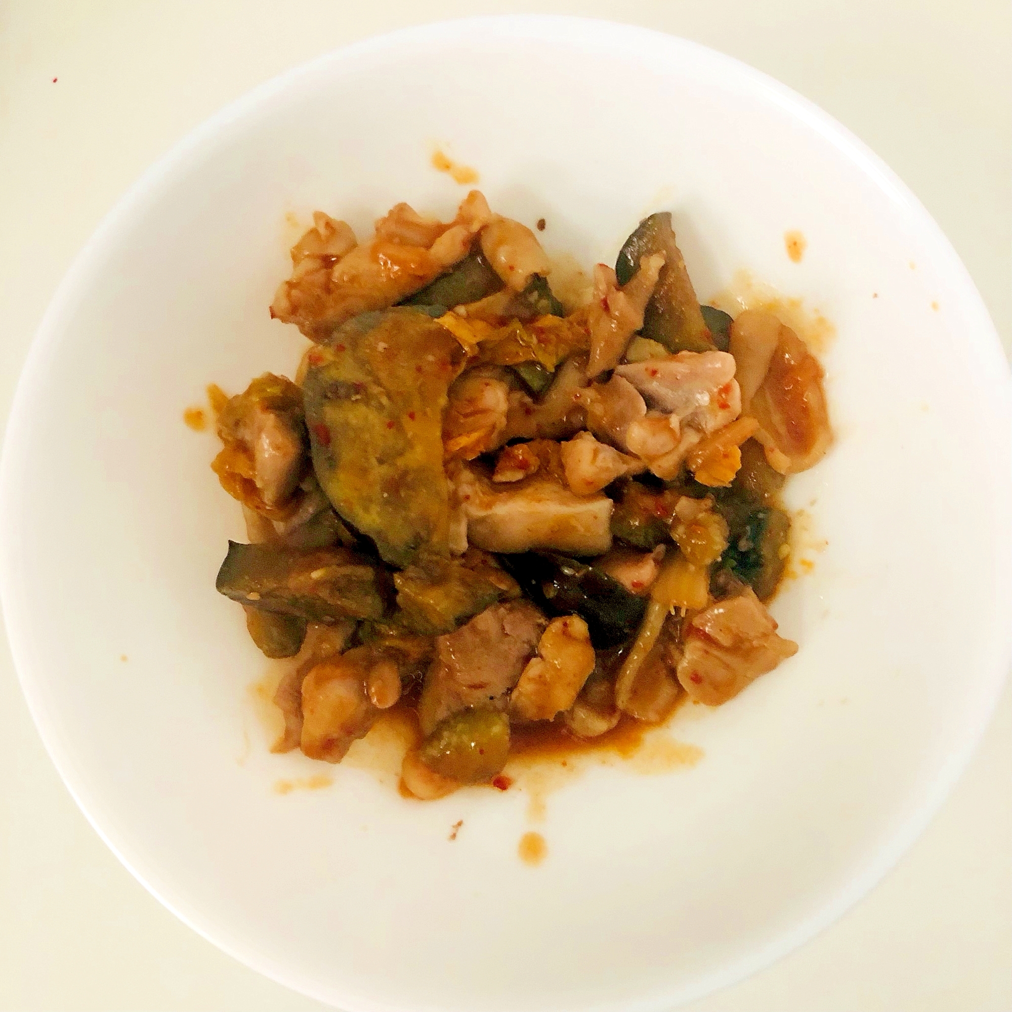 茄子と鶏肉のキムチ炒め