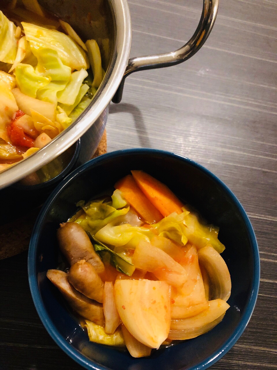 缶詰でトマト鍋ベースができちゃう☆簡単トマト鍋