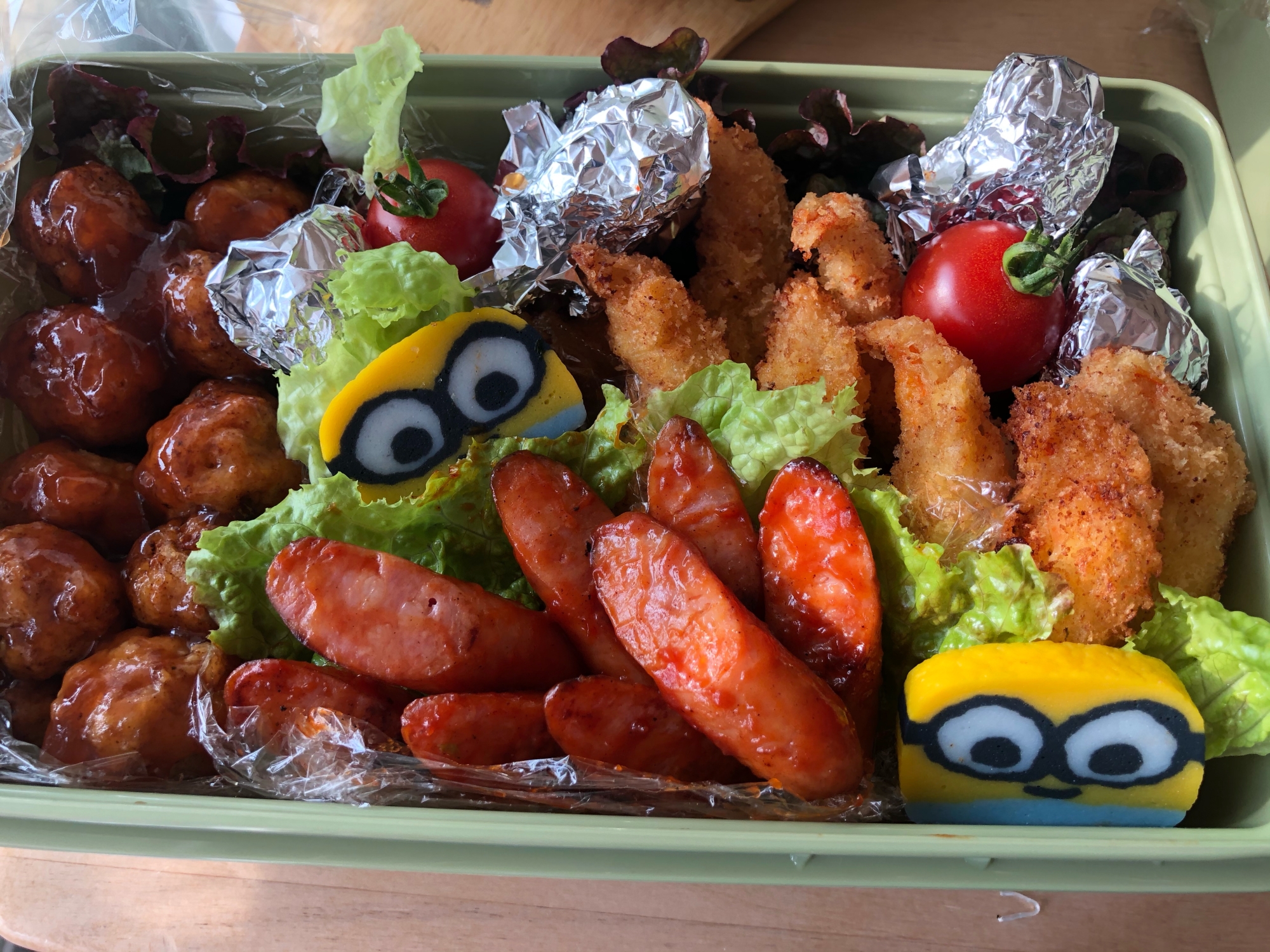 ピクニックや運動会に ミニオンお弁当 ˊᵕˋ レシピ 作り方 By りんご 楽天レシピ