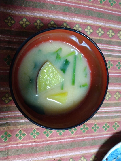 ホッコリ♡さつま芋と小松菜のお味噌汁