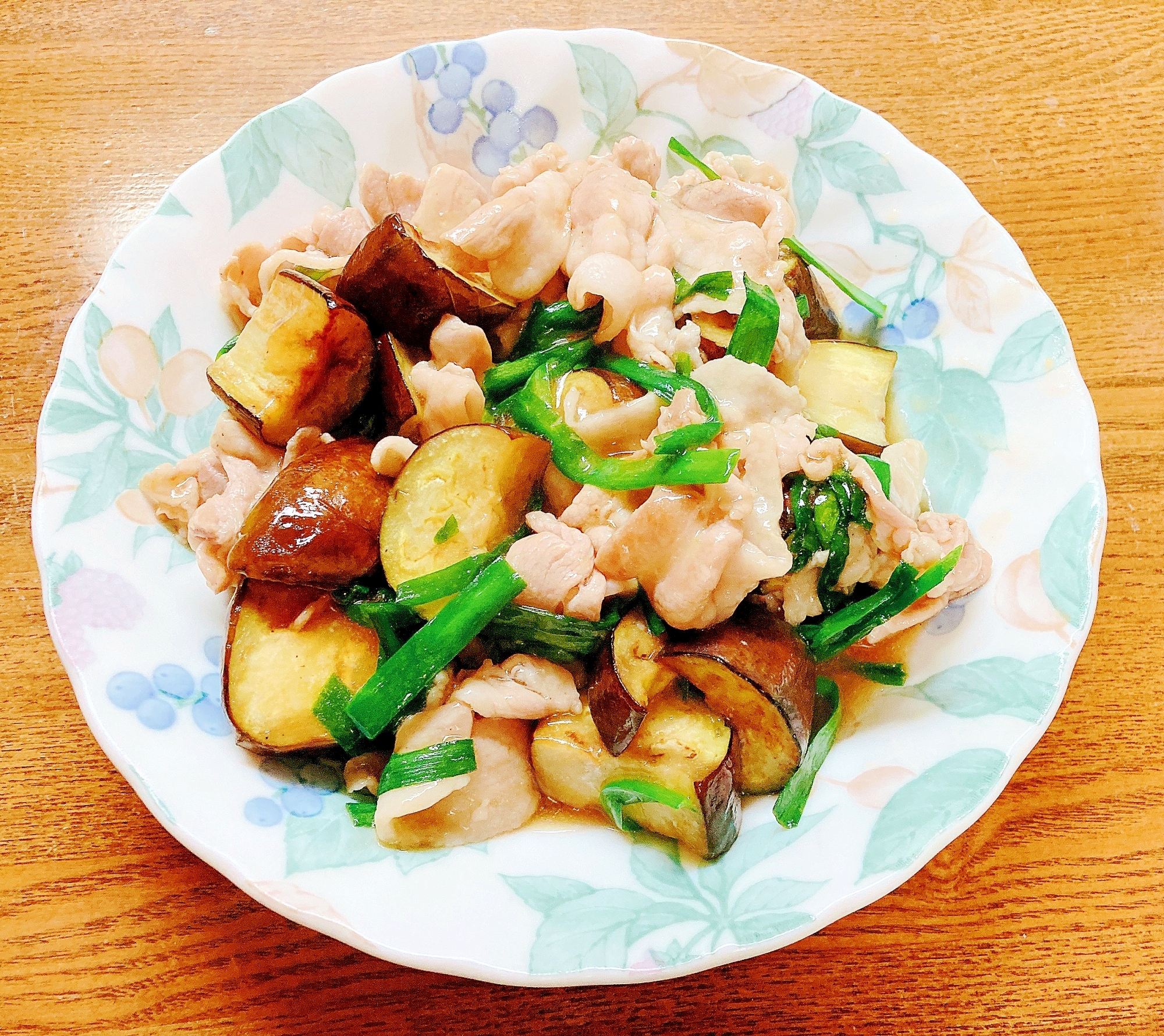 茄子とニラと豚肉の中華とろみ炒め