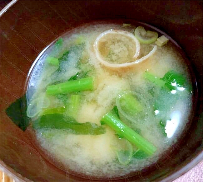 菜の花とワカメお麩のお味噌汁