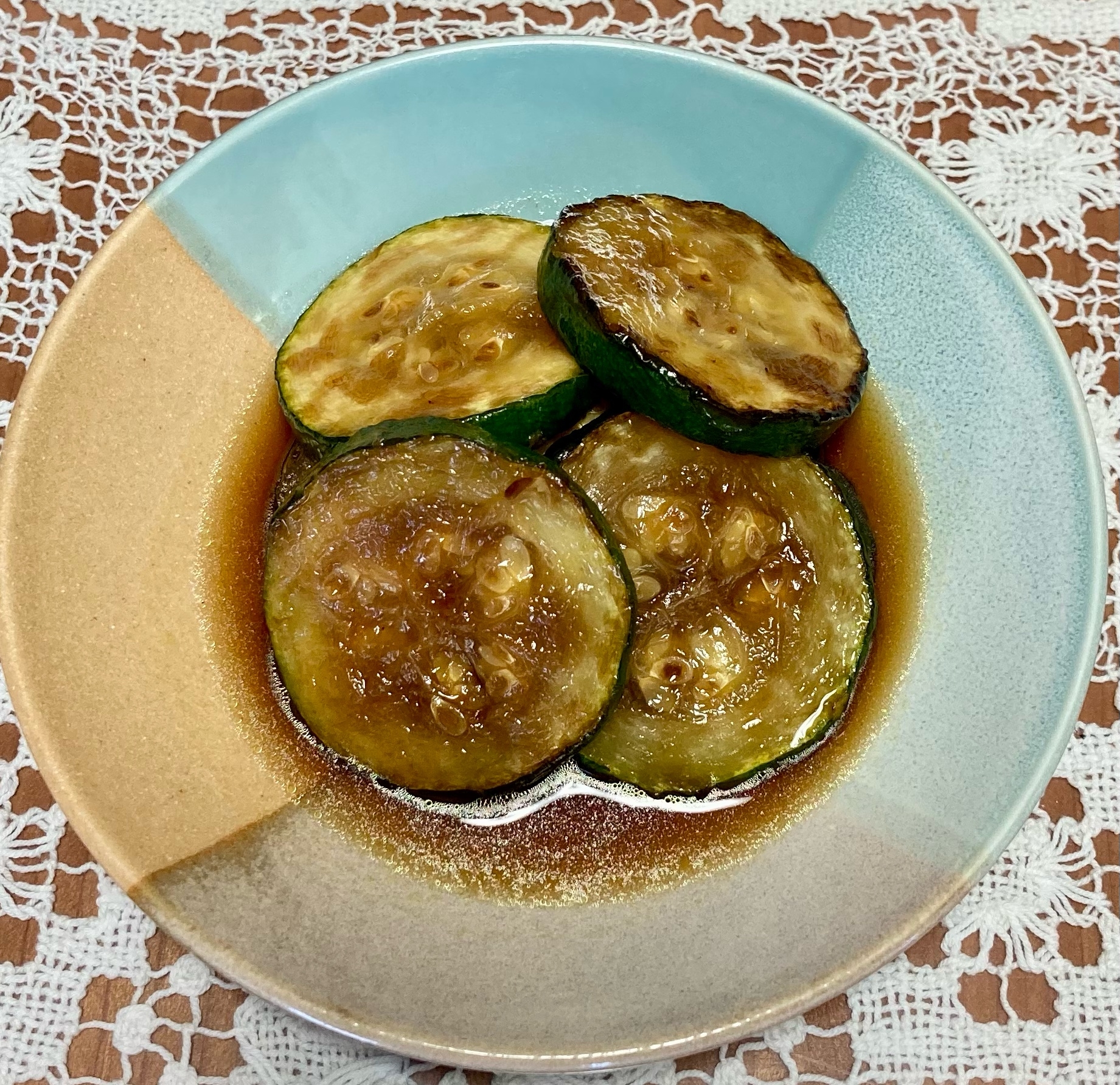 とろっとろ&ジュワワワー！焼きズッキーニの☆煮浸し