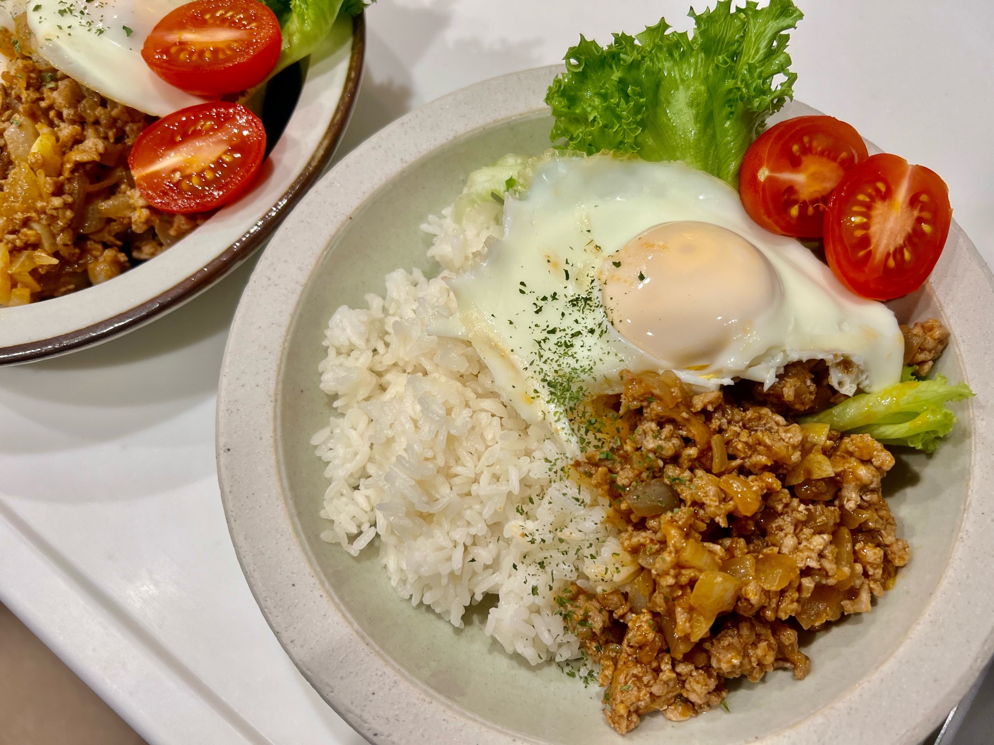 丸めない簡単ロコモコ丼