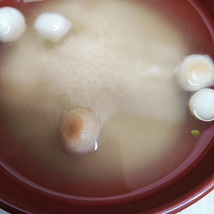 にんじんが沈んで映っていませんが…
お麩と人参おいしかったです！