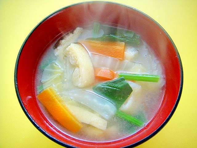 白菜の味噌汁