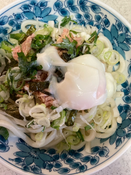 ツナ缶でヘルシー♪ぶっ掛け坦々うどん