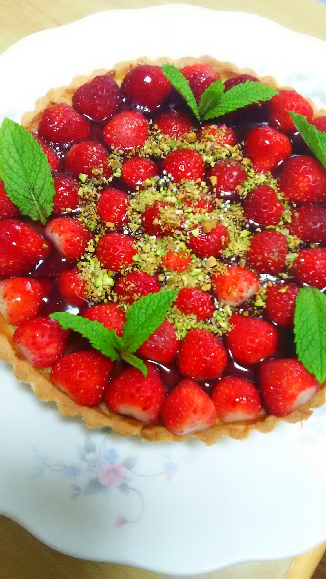 赤ワインジュレ乗せイチゴタルト レシピ 作り方 By 純金カステラ 楽天レシピ