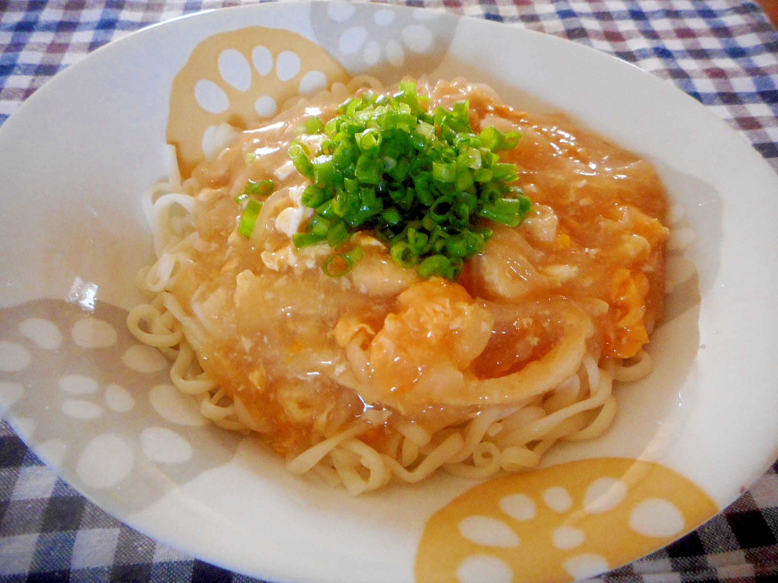 大根と卵のあんかけうどん